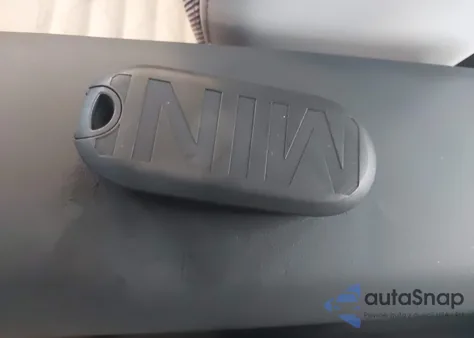 2026 Mini Hardtop Oxford Edition from USA, damaged, VIN WMW43GD01T2X63906